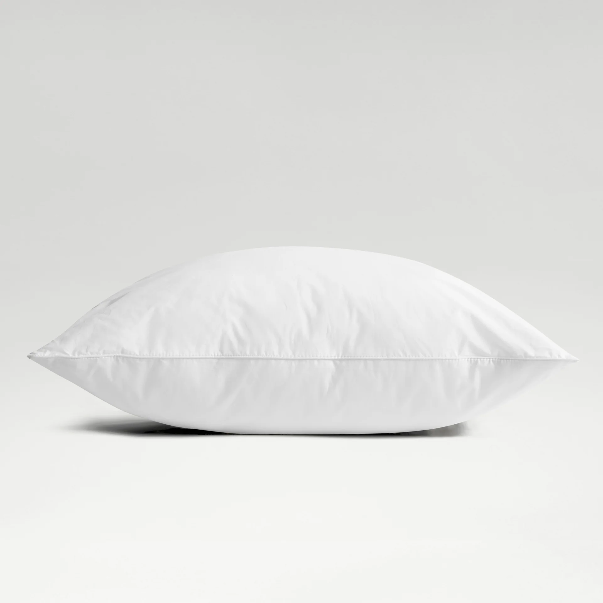 Christy Classic Standard Pillow Pair - Image 5