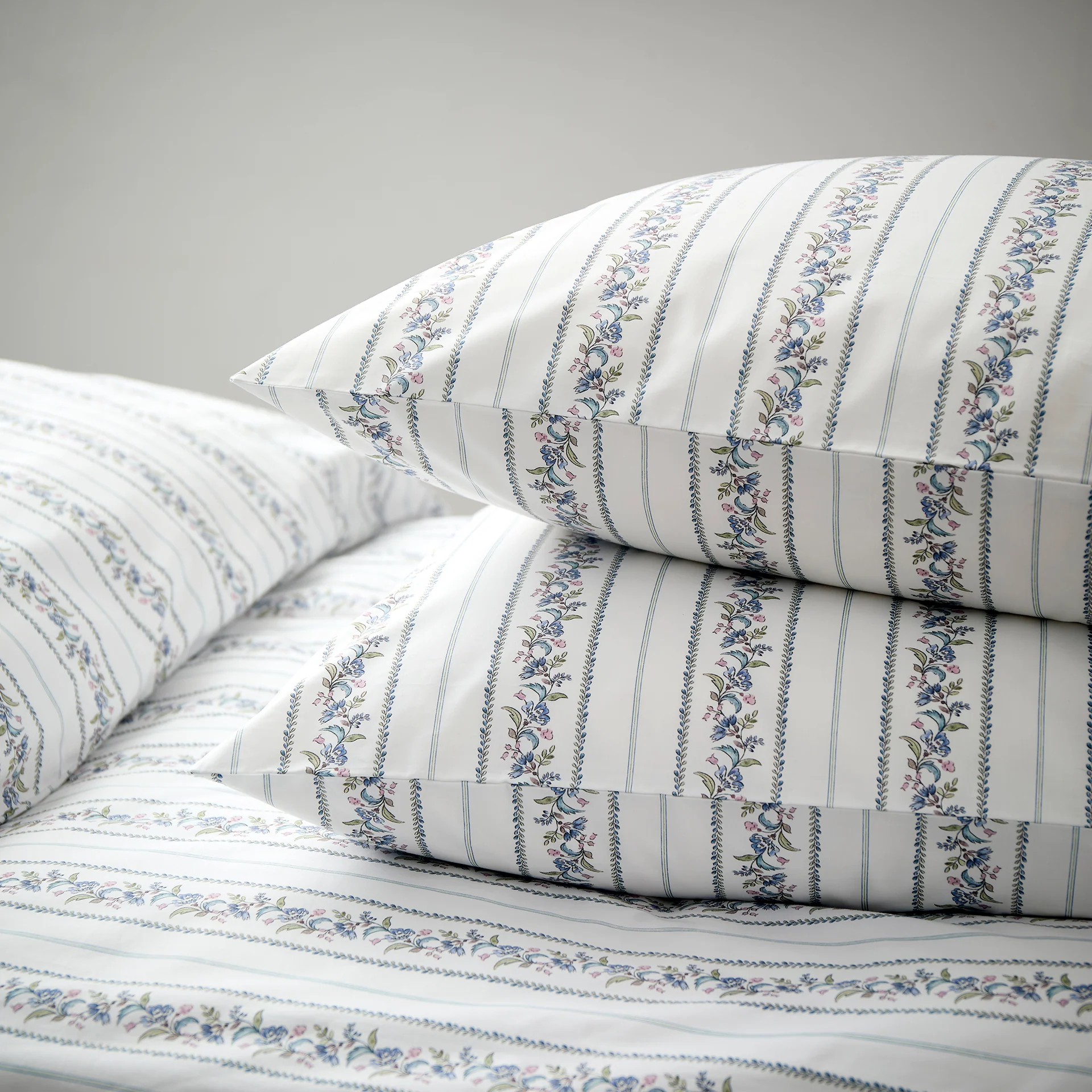 Clara Floral Standard Pillowcase Pair - Image 2
