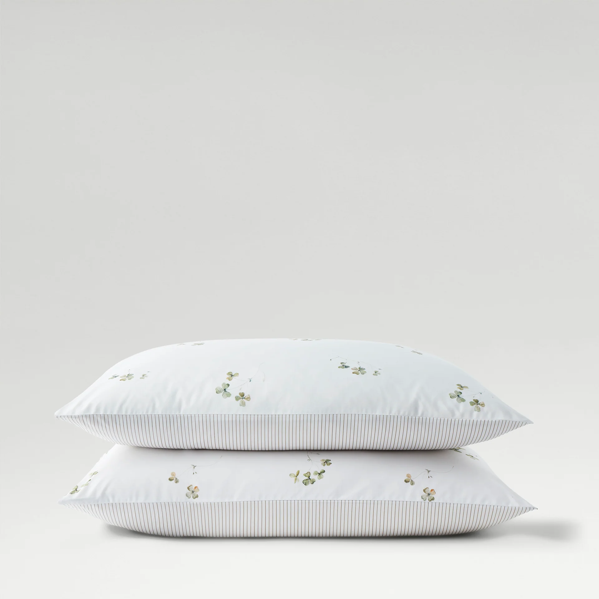 Clover Duvet Set - Image 2