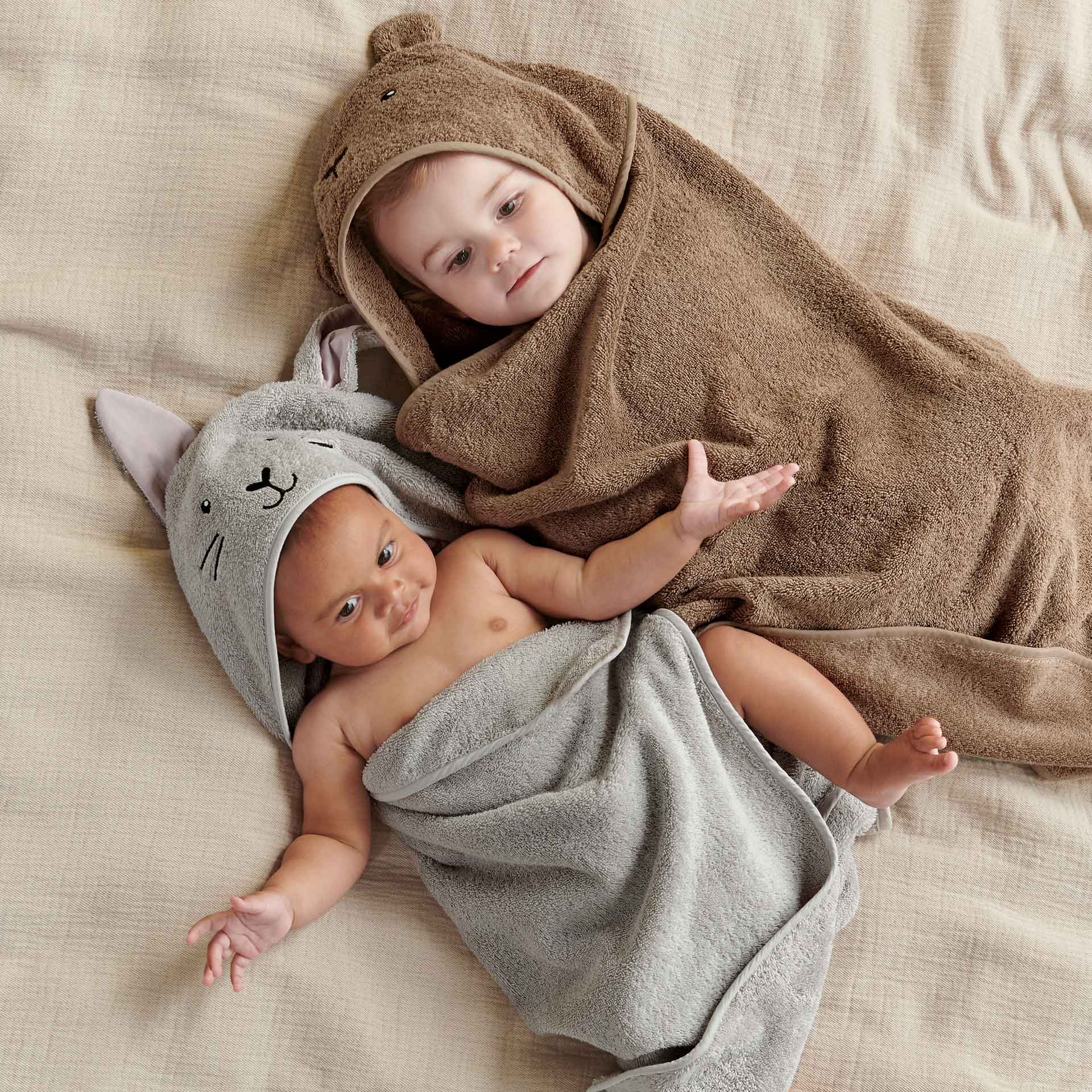 Bunny Cuddle Wrap & Mitt Set - Image 8