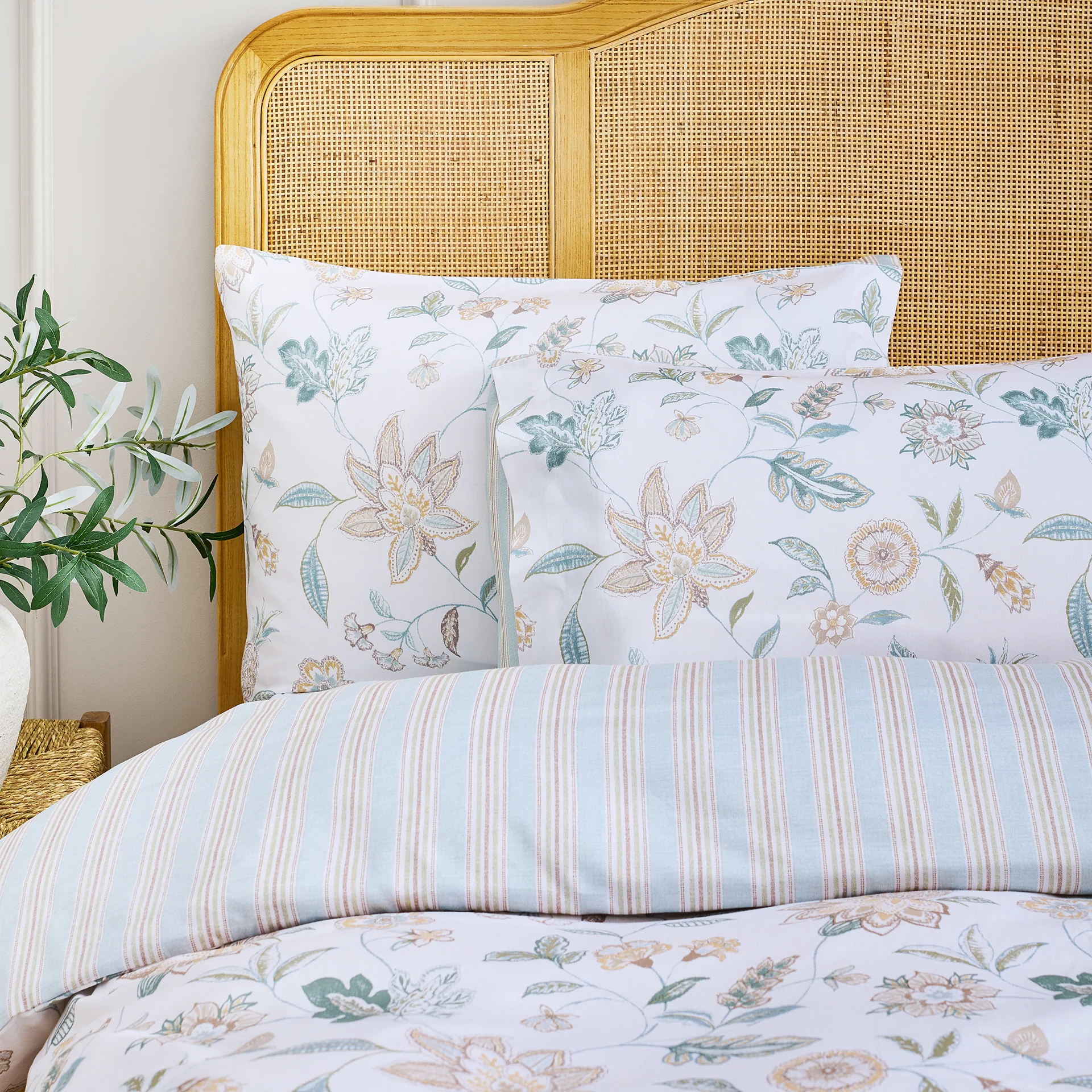 Kew Oxford Pillowcase Pair - Image 3