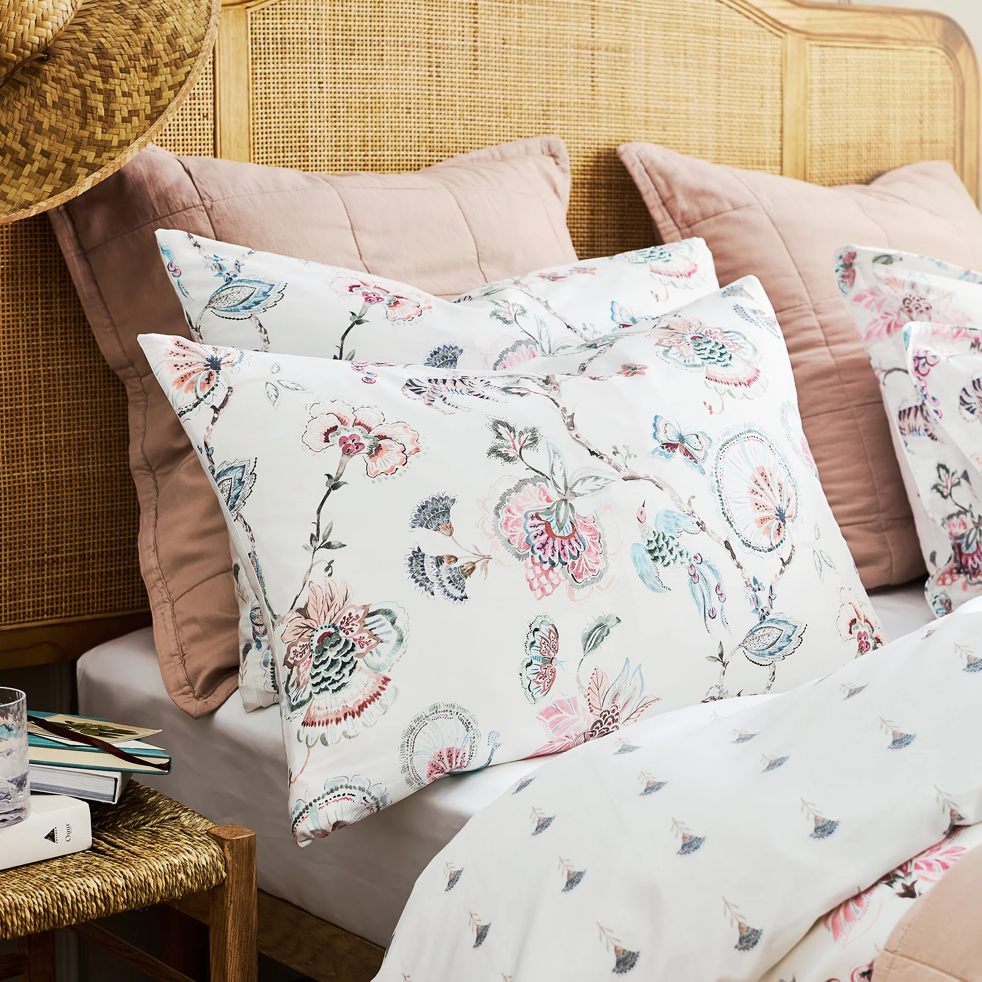 Tropical Floral Oxford Pillowcase Pair - Image 5