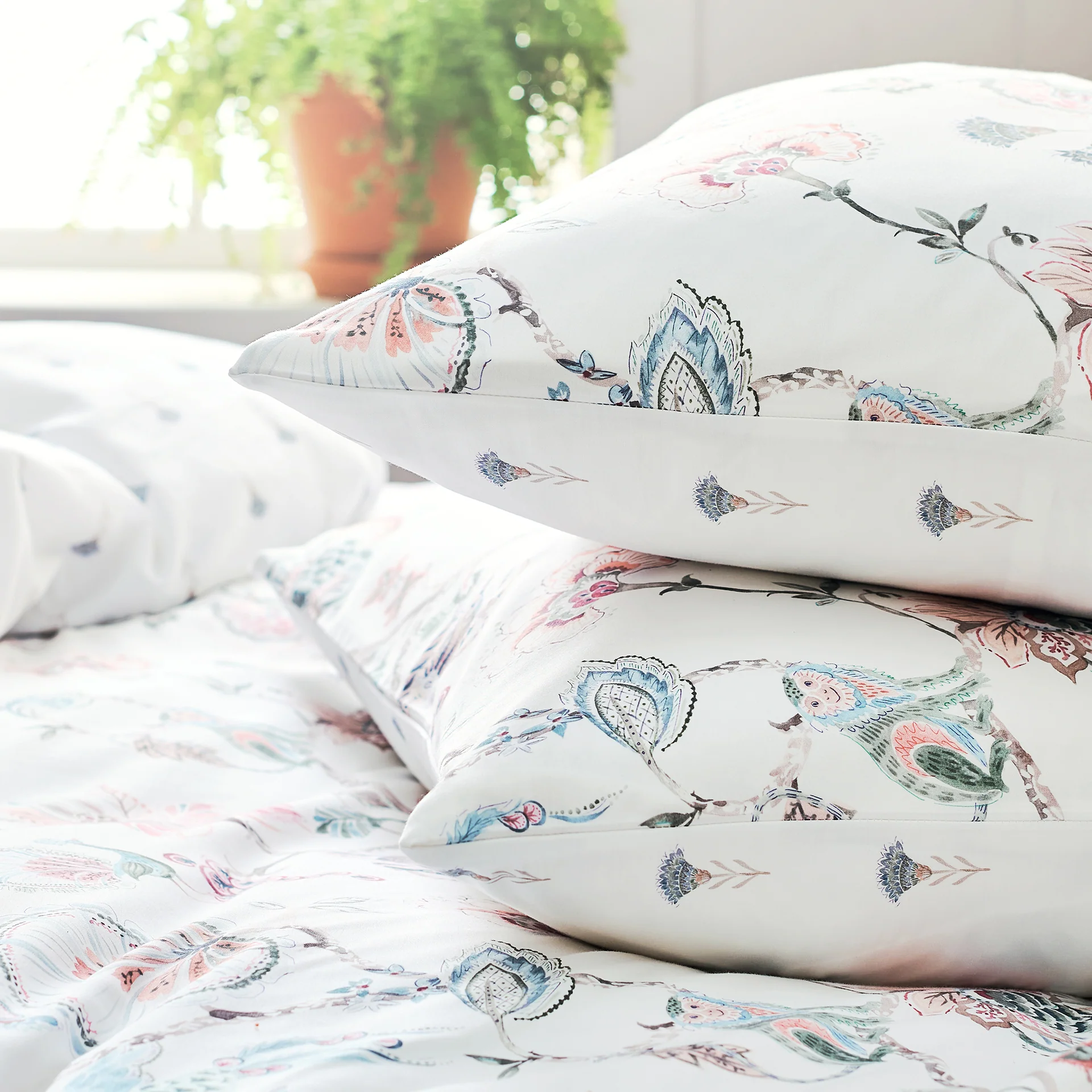 Tropical Floral Oxford Pillowcase Pair - Image 6
